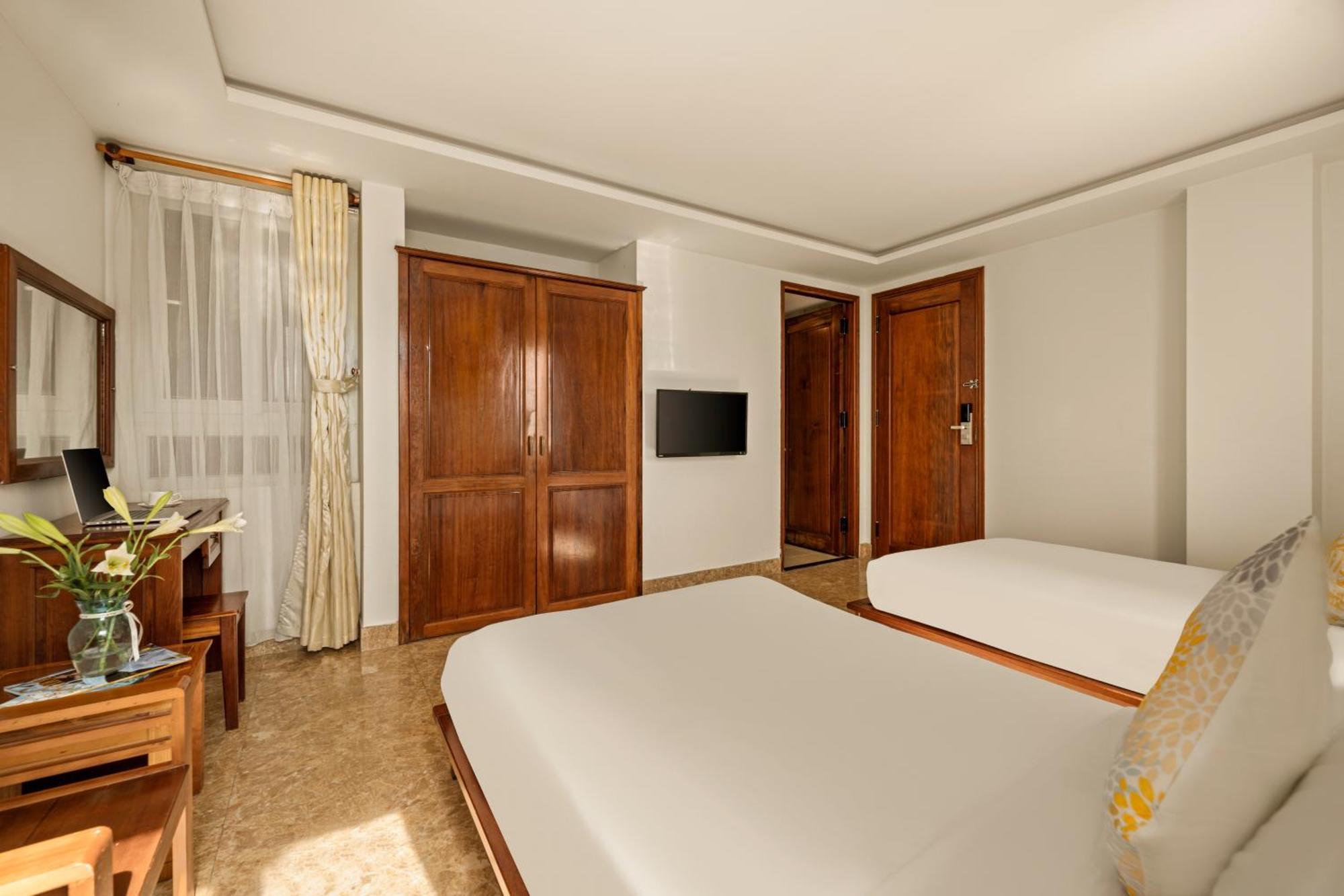 Titan Hotel Da Nang Exterior foto