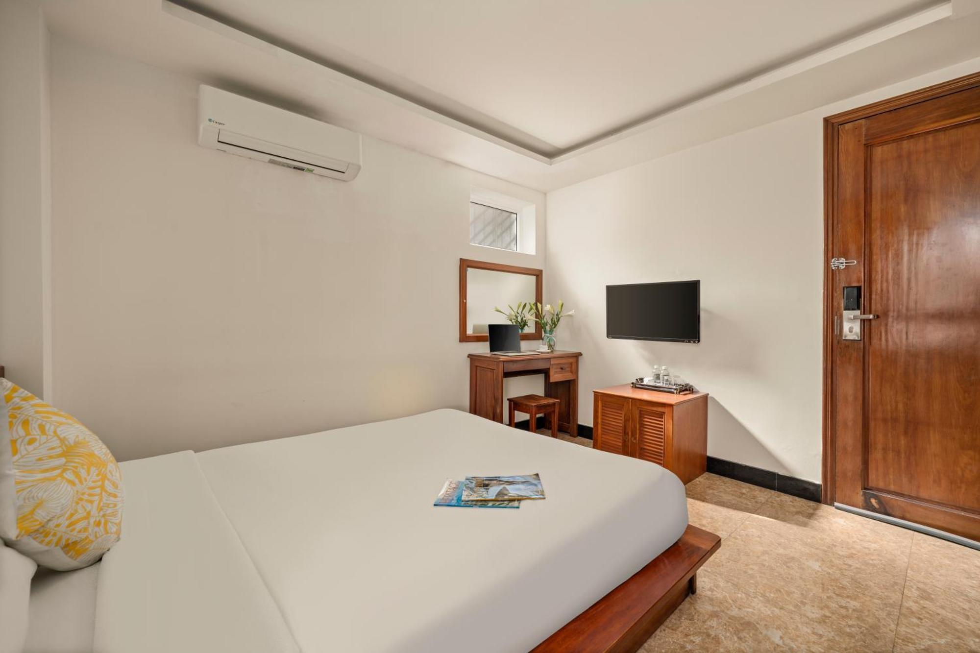 Titan Hotel Da Nang Exterior foto