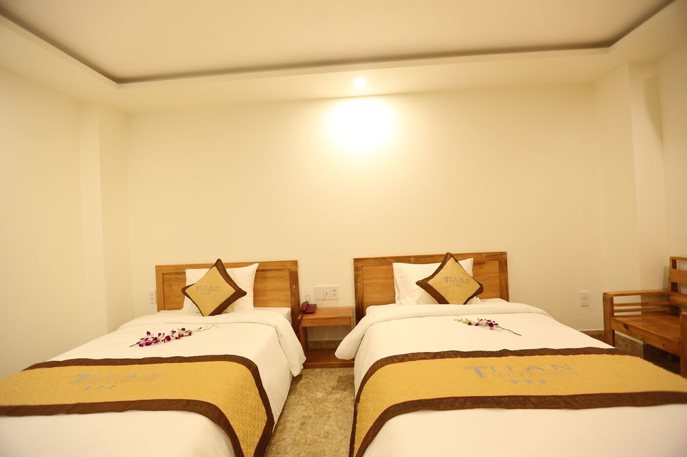 Titan Hotel Da Nang Exterior foto